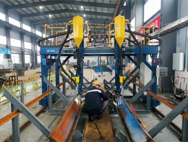 Установки портальные интеллектуальные для сварки балок серий LMZ/TMZ